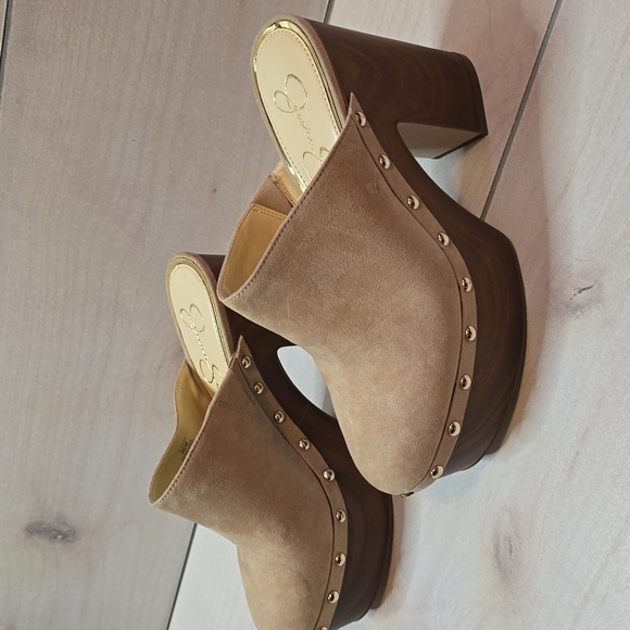 Jessica Simpson Platform Clogs - Picture 3 of 7